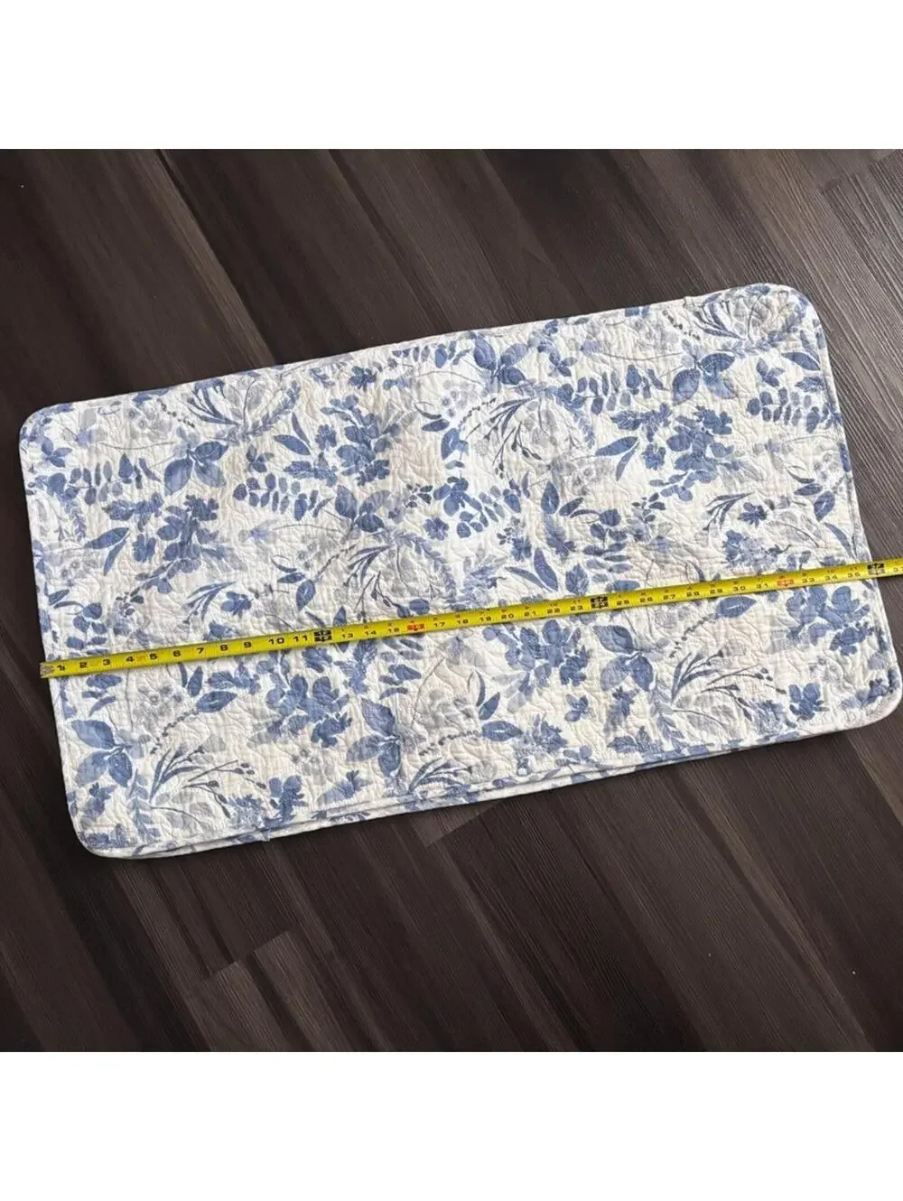 Papyrus Blue & White Floral Spray Botanical King Size Pillowcases Set Quilted x2
